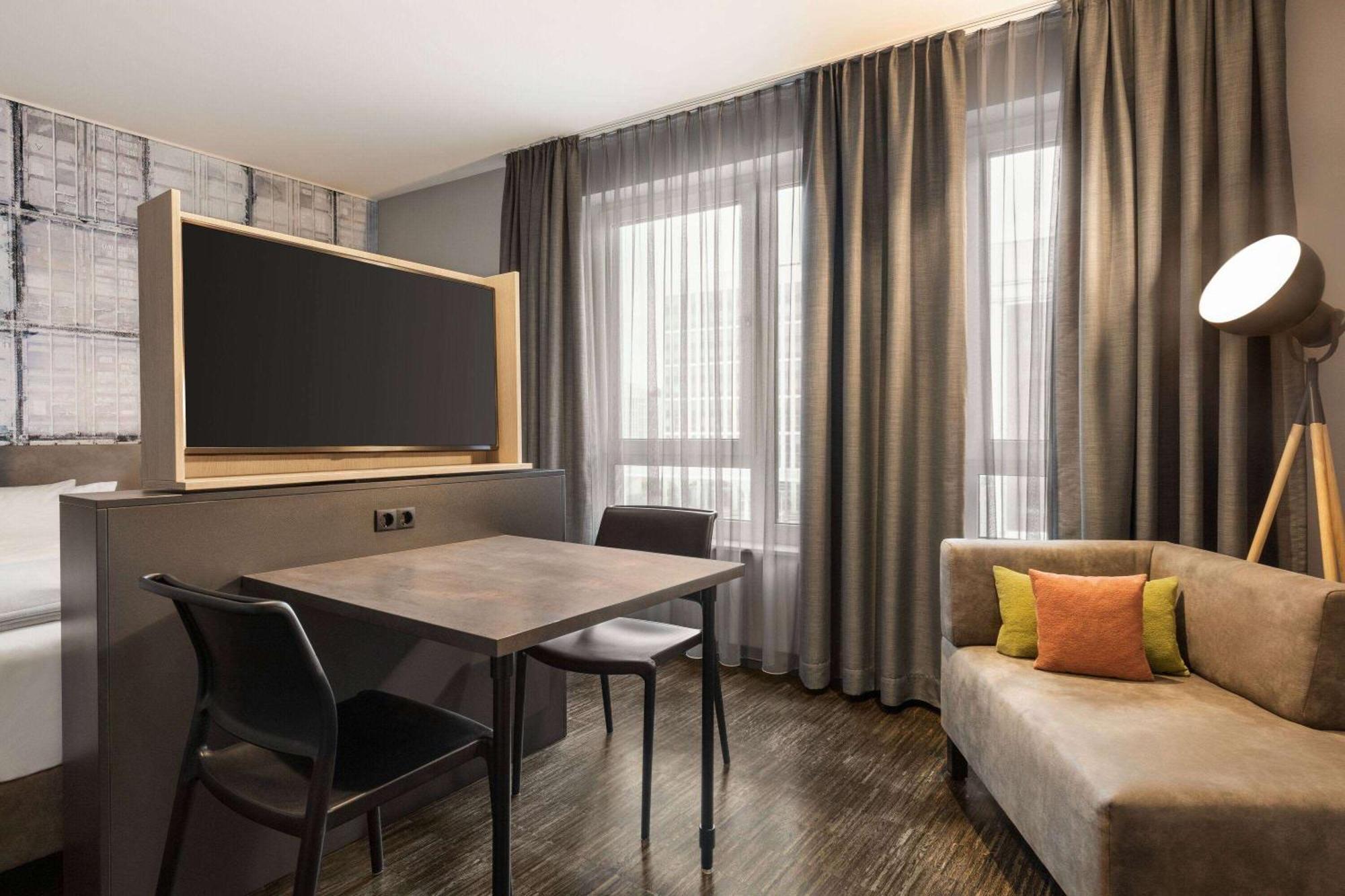 Vienna House Easy By Wyndham Bremen City Apartments Exterior photo